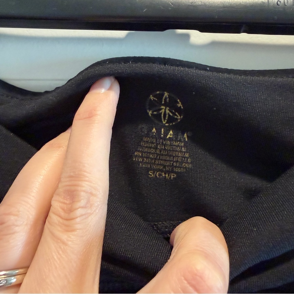 Gaiam Yoga Black Leggings with Mesh Details - Picture 2 of 4